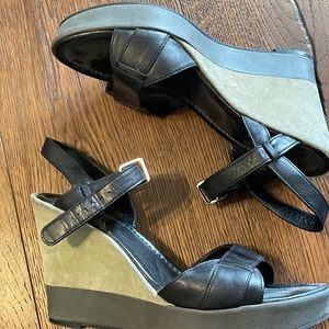 Cole Haan black gray wedges 7.5